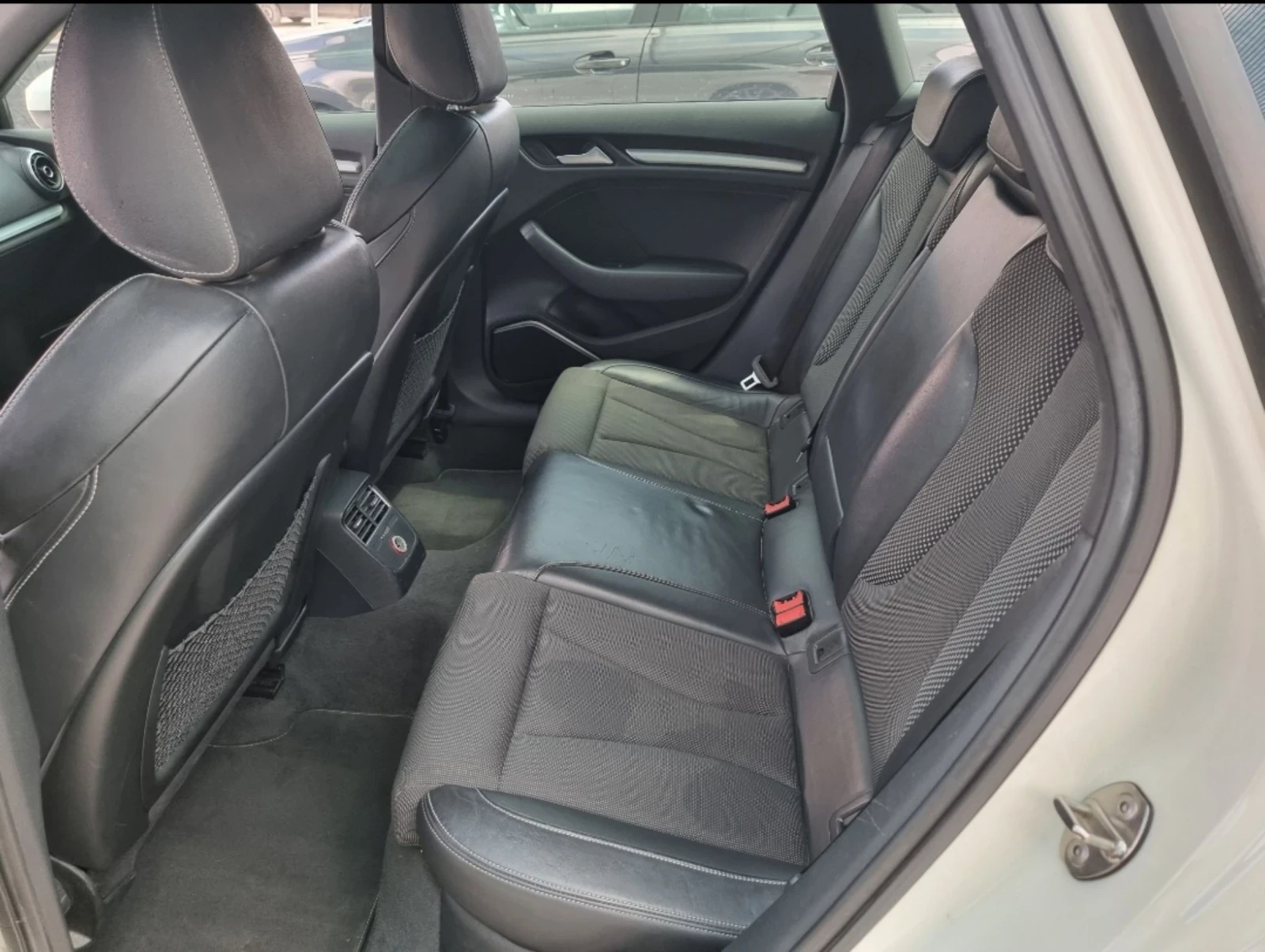 Audi A3 2.0TDI 150к.с. S-line - изображение 8