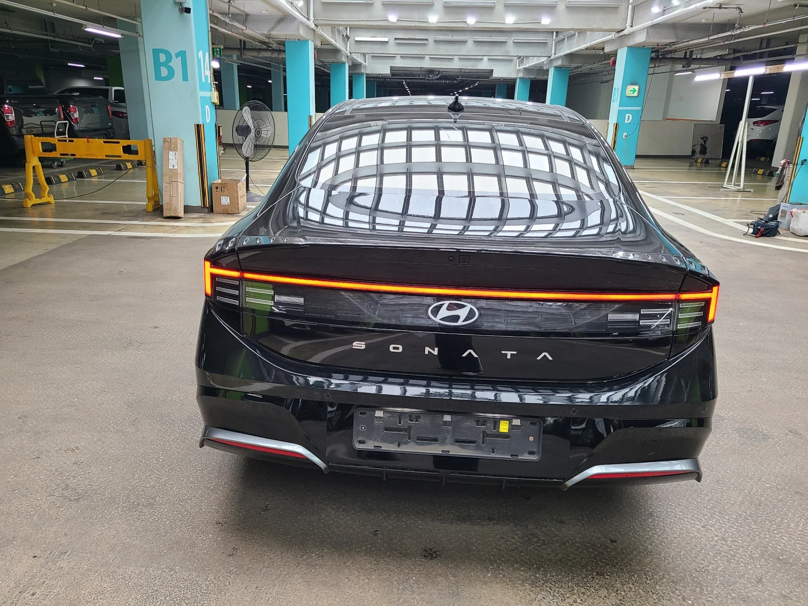 Hyundai Sonata ОЧАКВАН ВНОС, ЕДИНСТВЕНА, FULL, ПАНОРАМА, HEAD UP - изображение 6