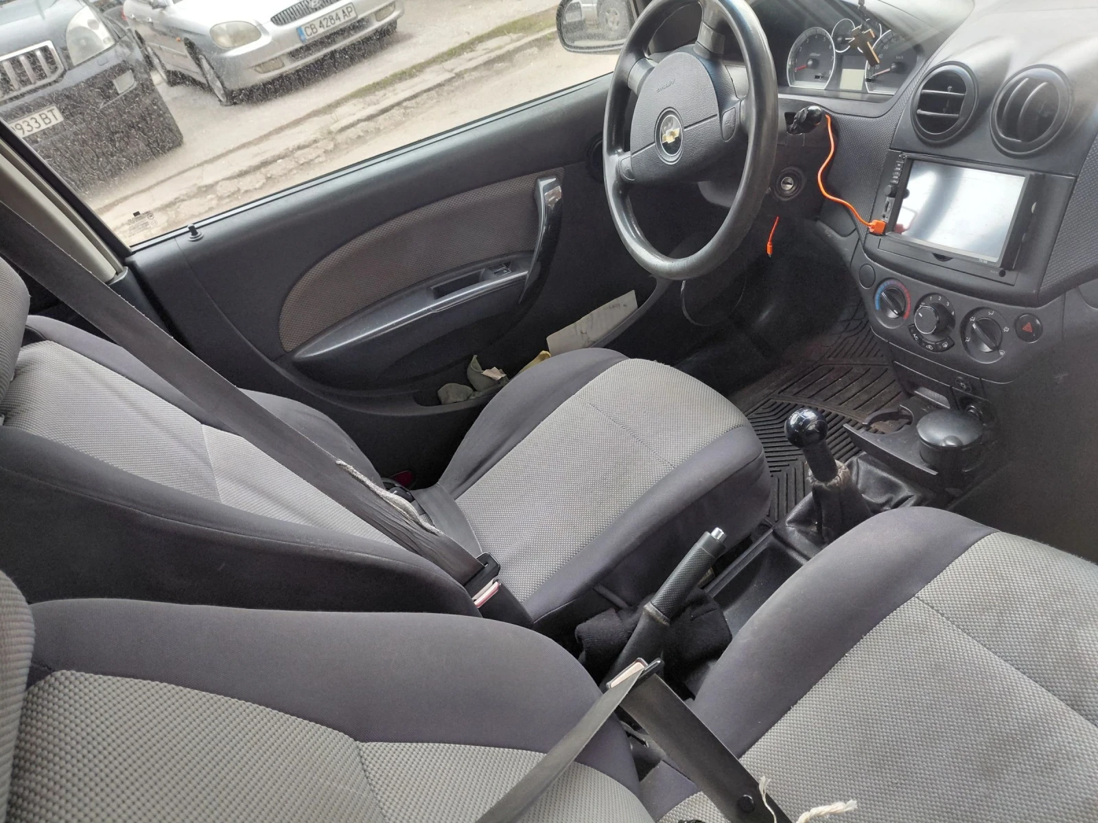 Chevrolet Aveo, снимка 6 - Автомобили и джипове - 53941859