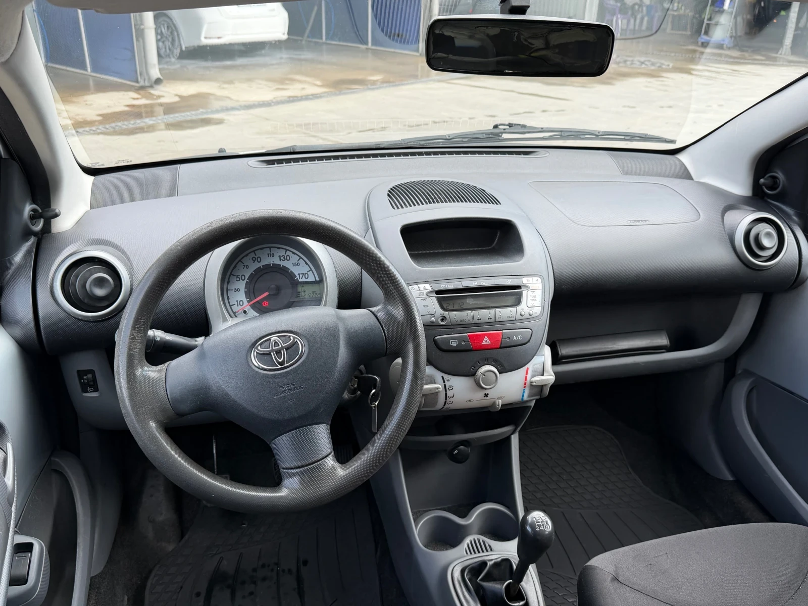 Toyota Aygo, снимка 7 - Автомобили и джипове - 54008996