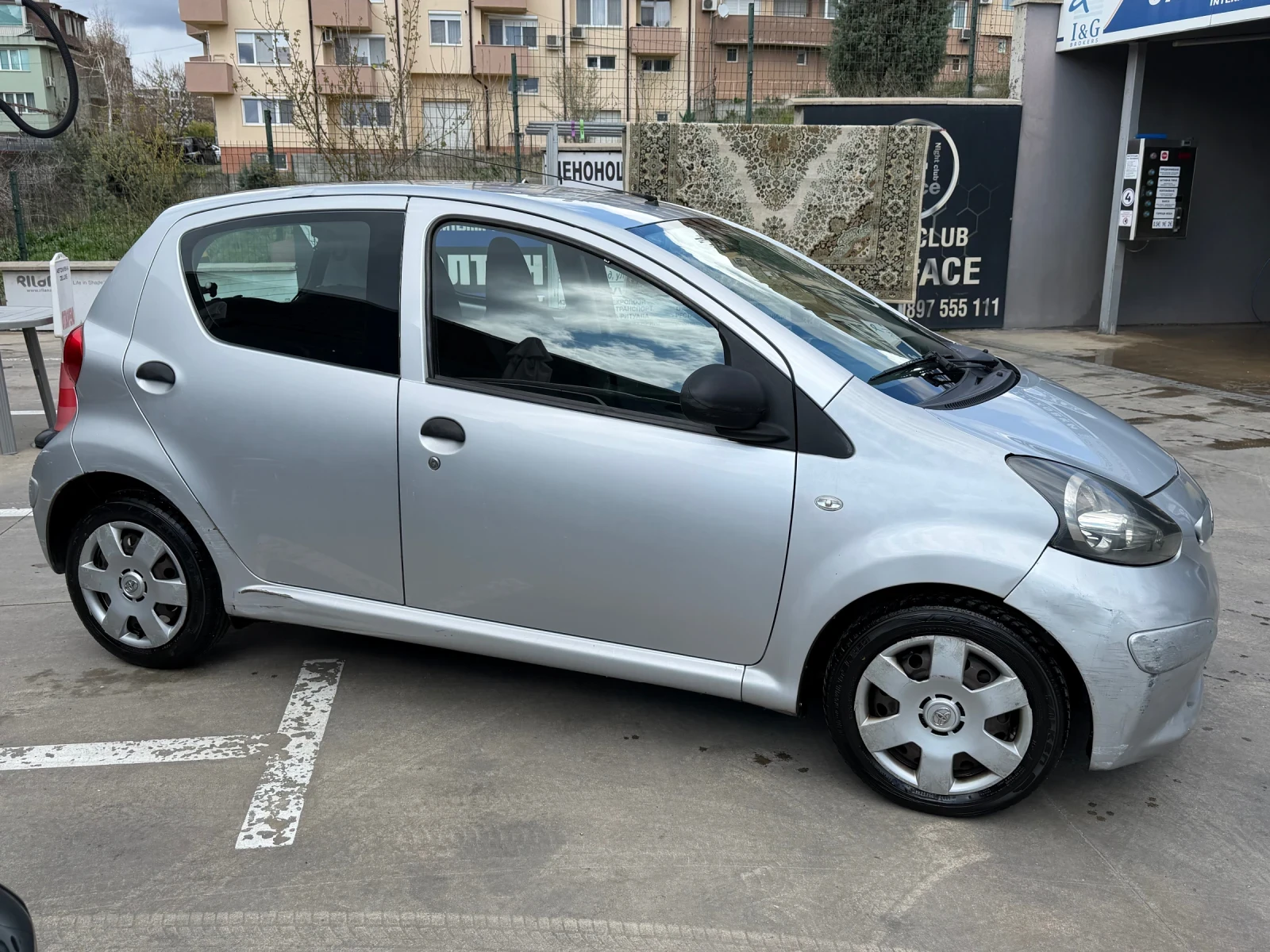 Toyota Aygo, снимка 2 - Автомобили и джипове - 54008996
