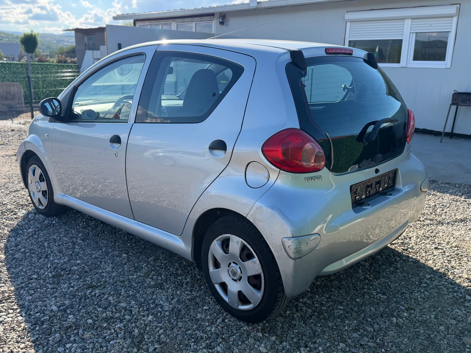 Toyota Aygo, снимка 5 - Автомобили и джипове - 54664384