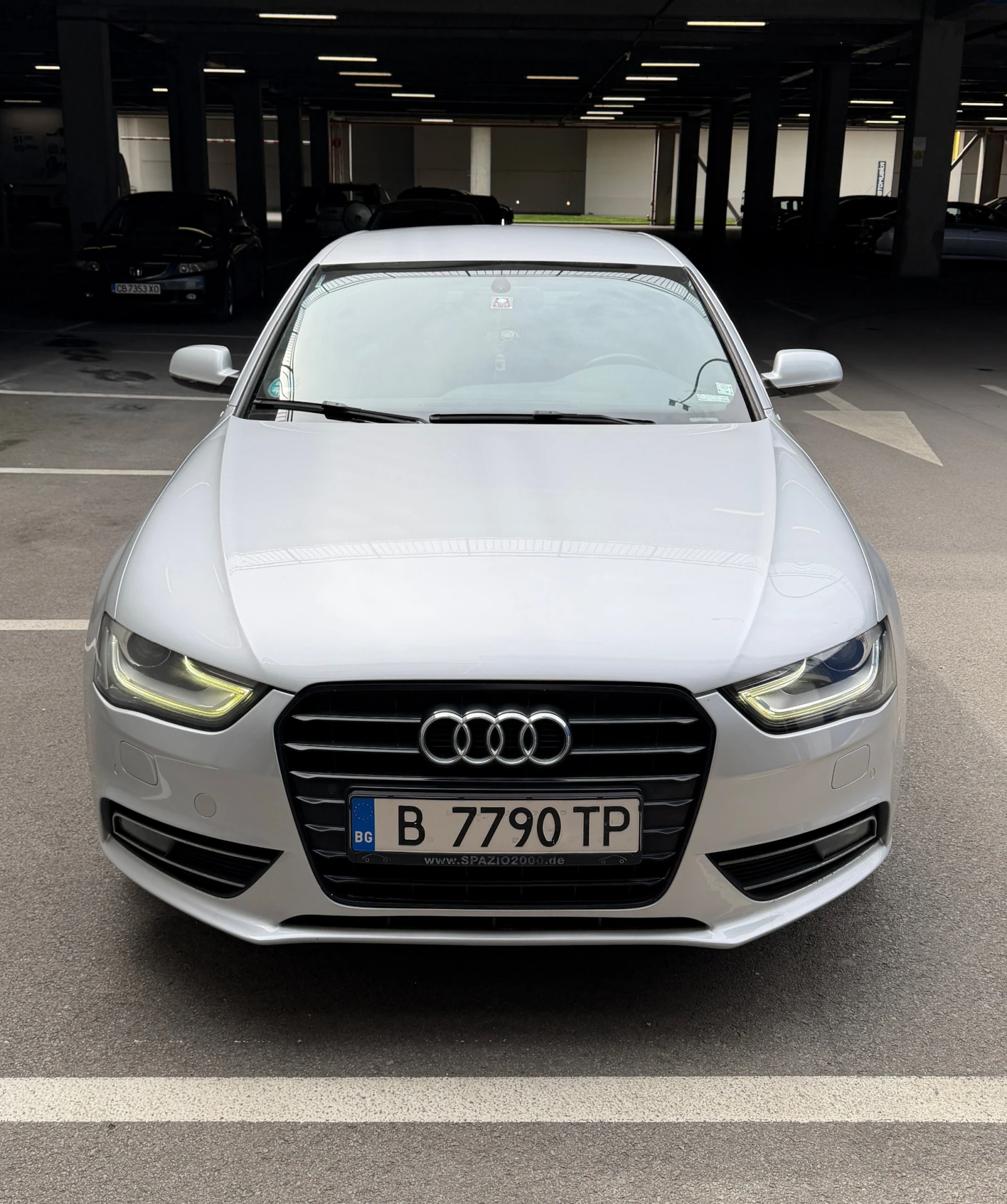 Audi A4 2.0 TDI 150кс, снимка 3 - Автомобили и джипове - 54359283
