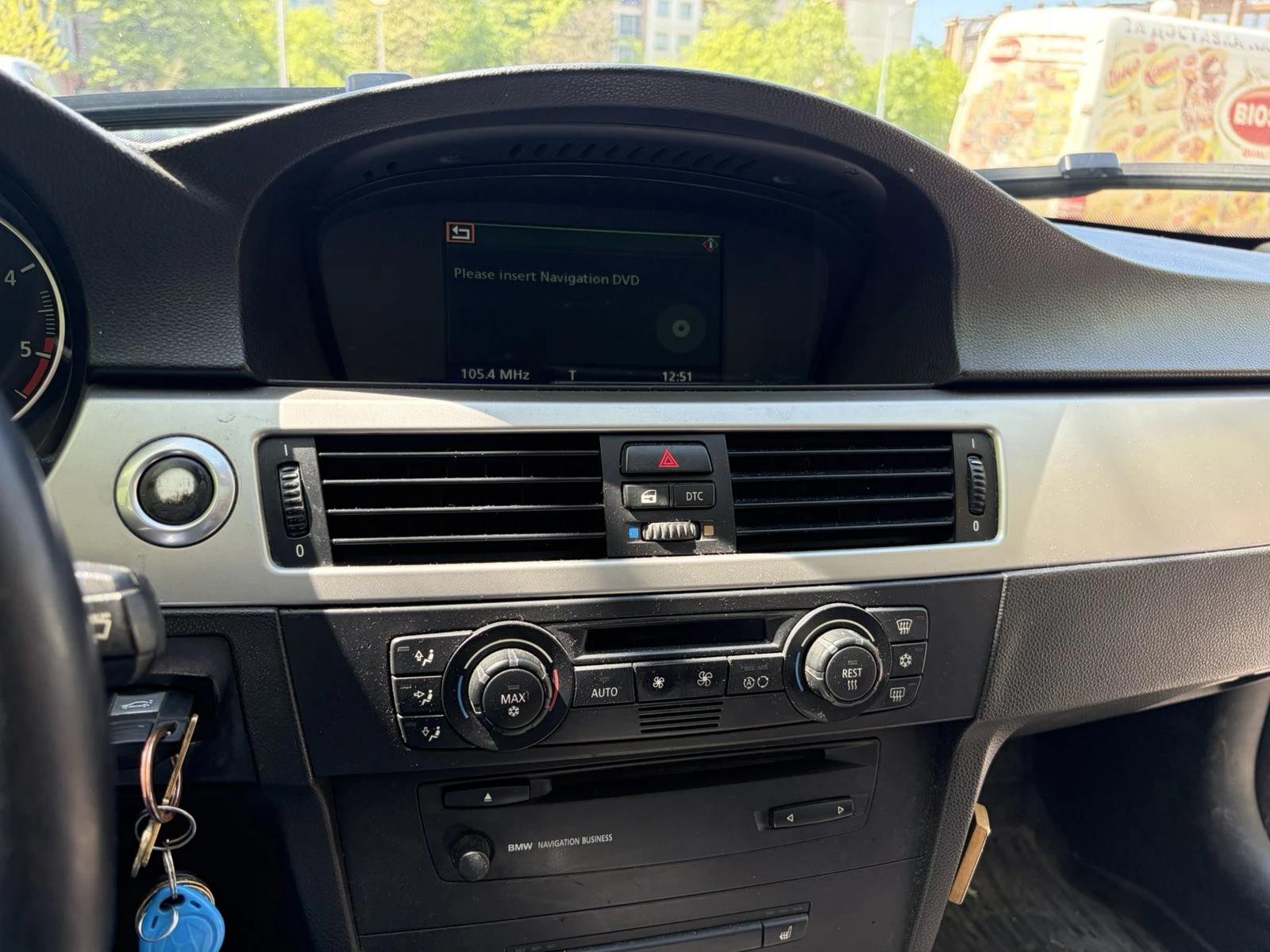 BMW 320 E91, снимка 11 - Автомобили и джипове - 54399965