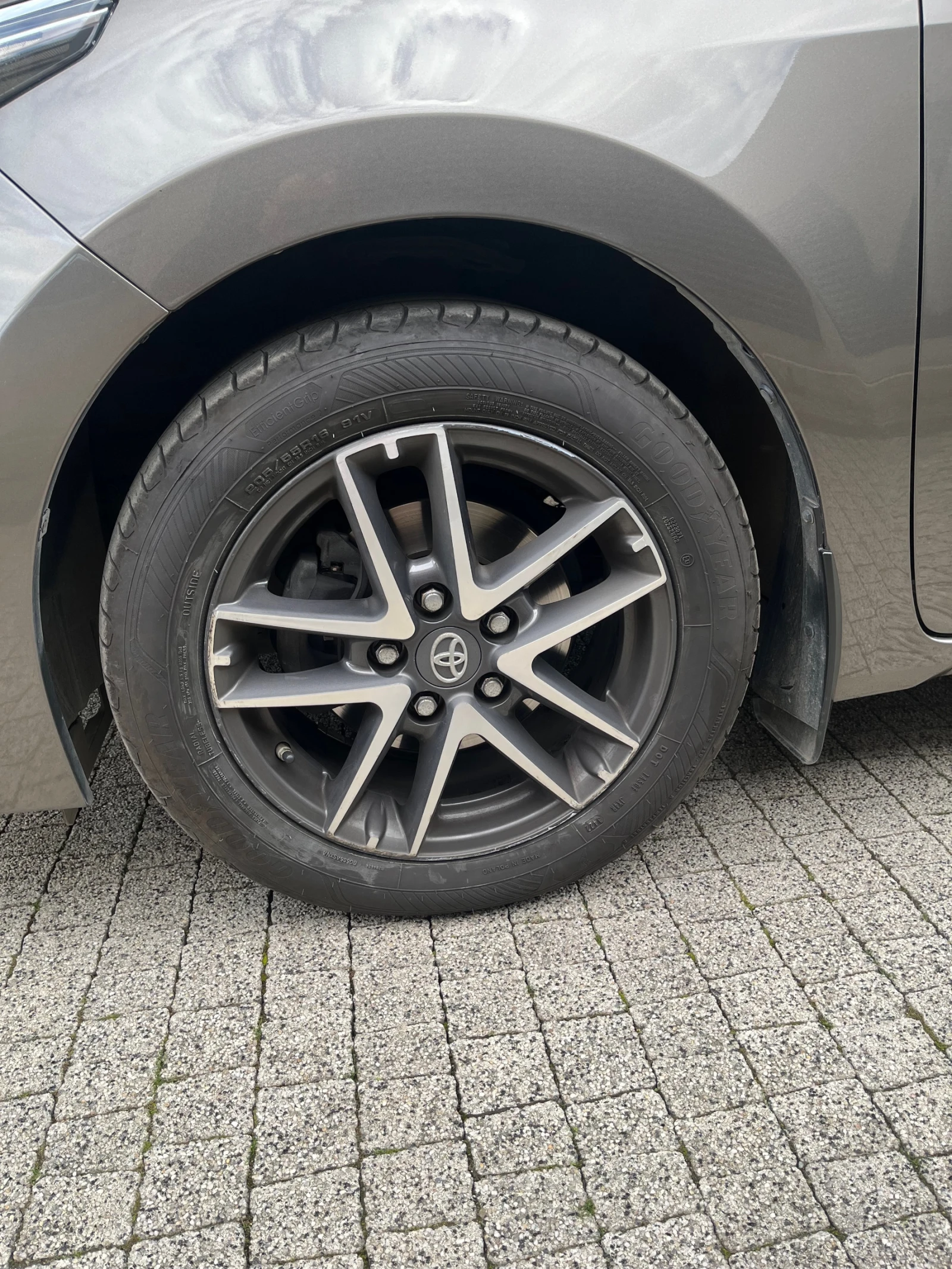 Toyota Corolla Luna, снимка 8 - Автомобили и джипове - 54697127