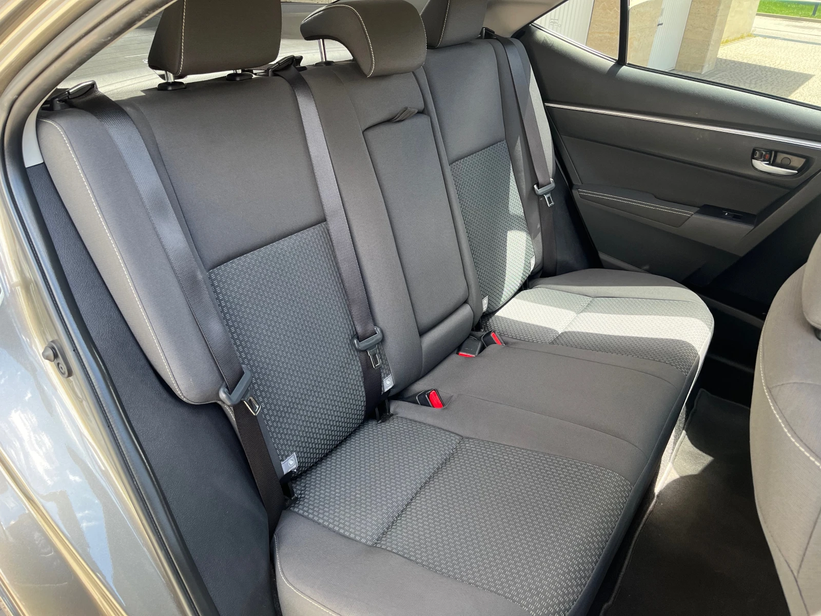 Toyota Corolla Luna, снимка 16 - Автомобили и джипове - 54784590
