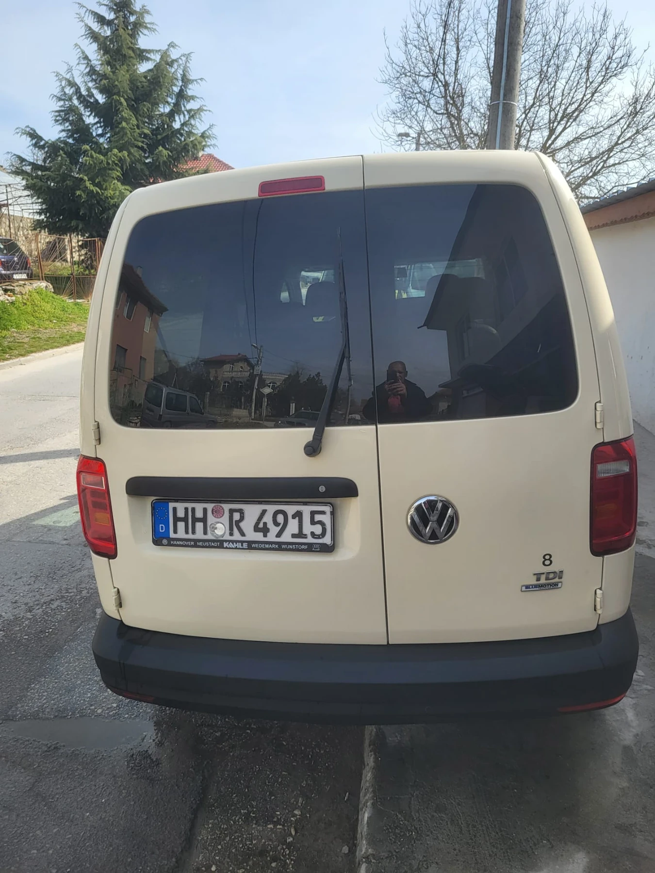 VW Caddy Макси 2000 TDI, снимка 6 - Автомобили и джипове - 55255692