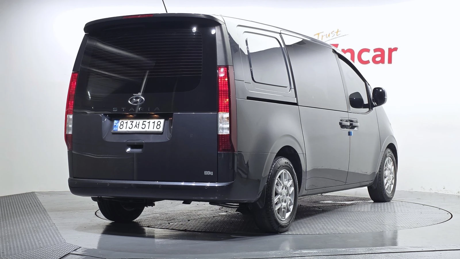 Hyundai Staria Modern* ЕЛ. БАГАЖНИК* BLIND SPOT* КРАЙНА ЦЕНА, снимка 2 - Автомобили и джипове - 55348372