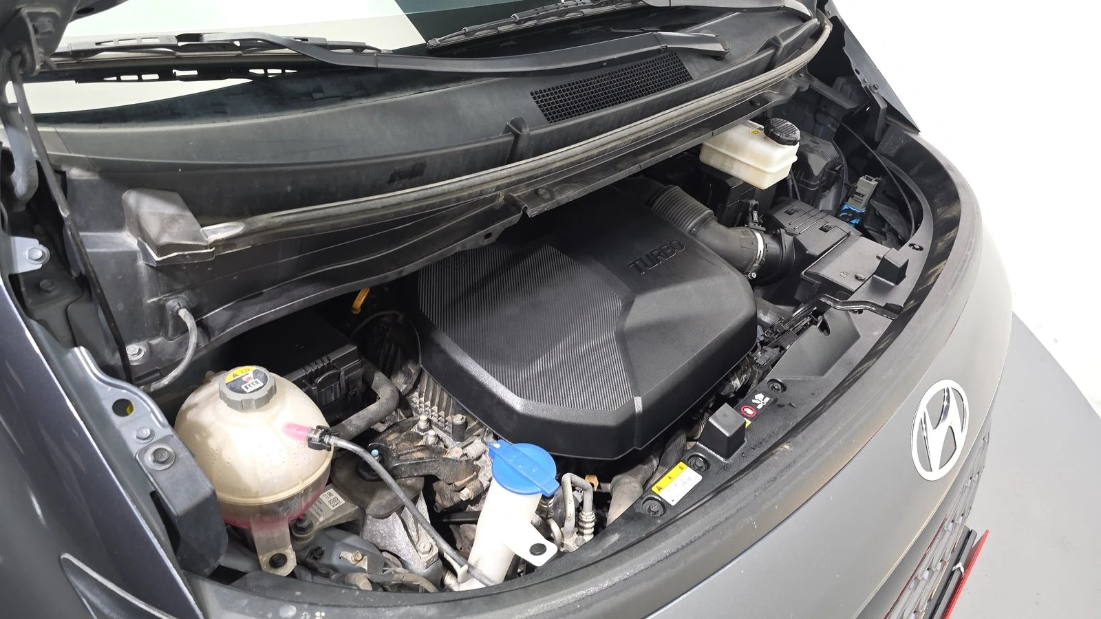 Hyundai Staria Modern* ЕЛ. БАГАЖНИК* BLIND SPOT* КРАЙНА ЦЕНА, снимка 6 - Автомобили и джипове - 55348372