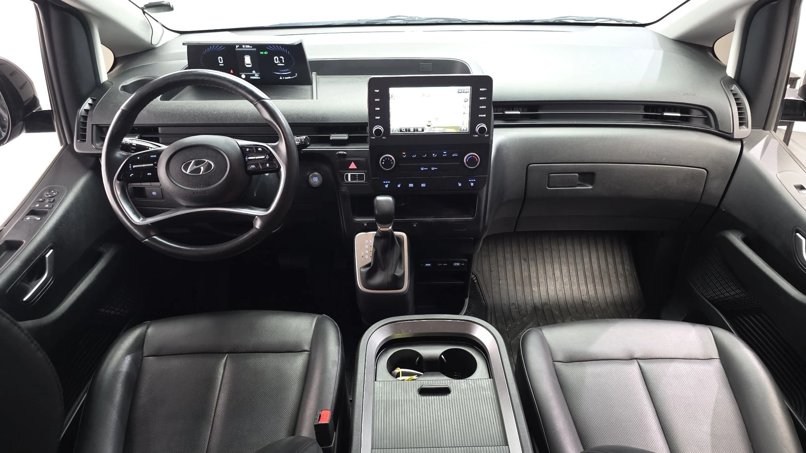 Hyundai Staria Modern* ЕЛ. БАГАЖНИК* BLIND SPOT* КРАЙНА ЦЕНА, снимка 7 - Автомобили и джипове - 55348372