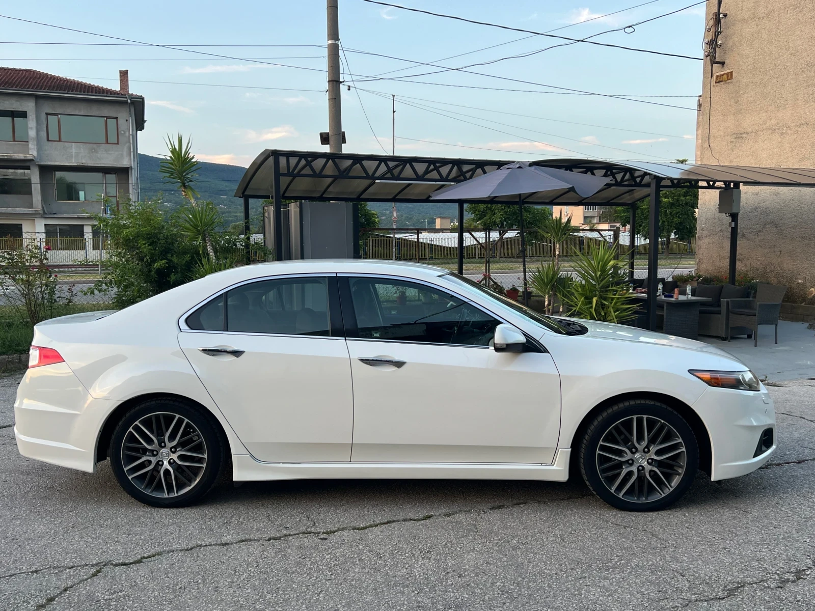 Honda Accord 2.0 ELEGANCE, снимка 4 - Автомобили и джипове - 55651548