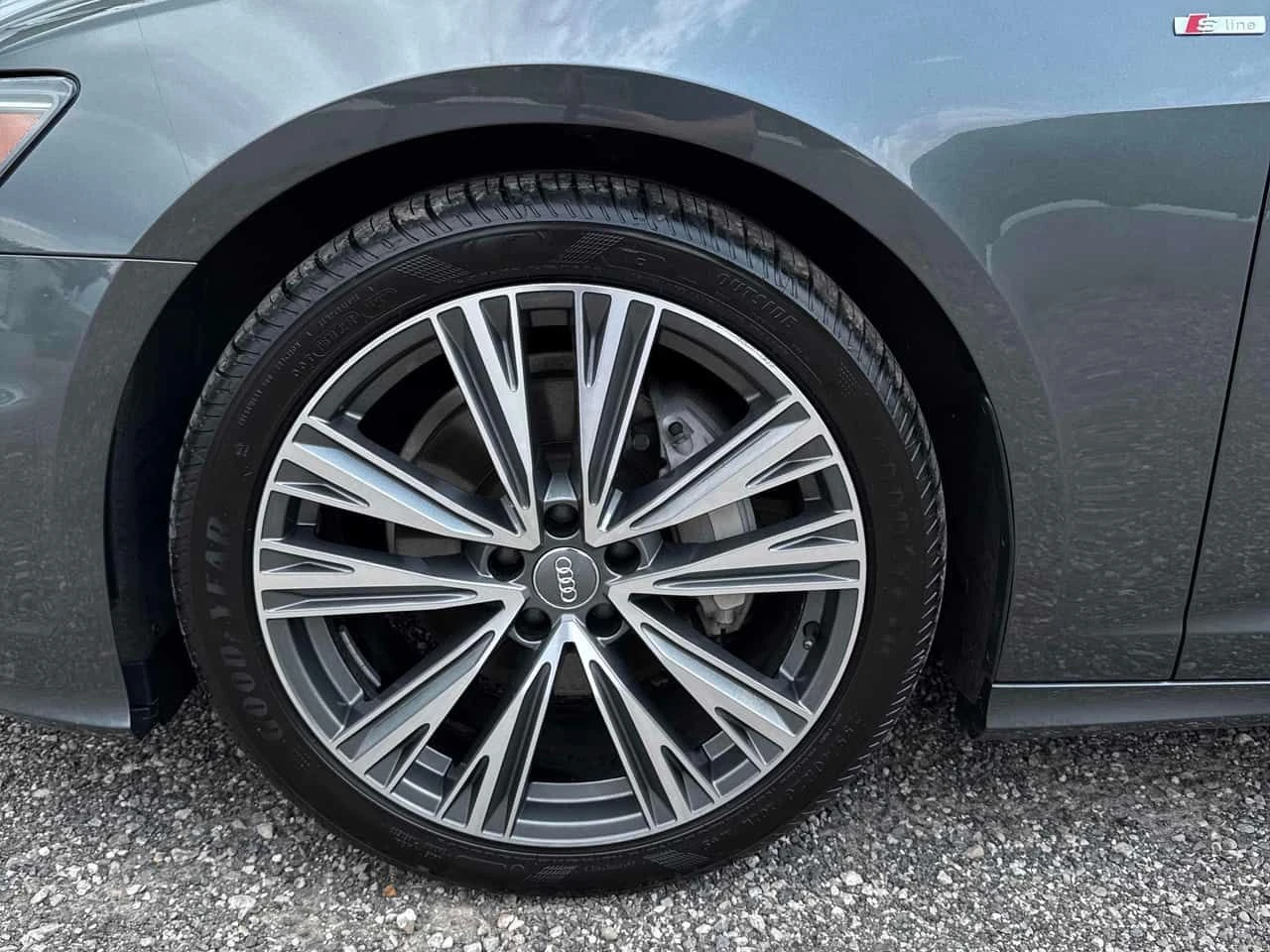 Audi A6 PROGRESSIVE QUATTRO * LED* ПАНОРАМА* ДВА КЛЮЧА* , снимка 13 - Автомобили и джипове - 55671985