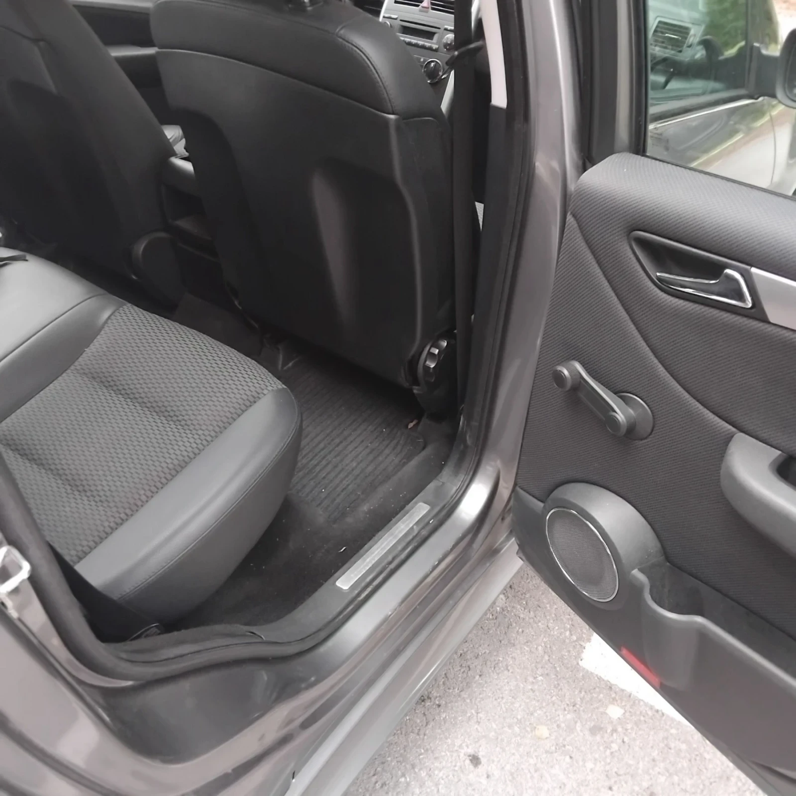 Mercedes-Benz B 200, снимка 10 - Автомобили и джипове - 55872968