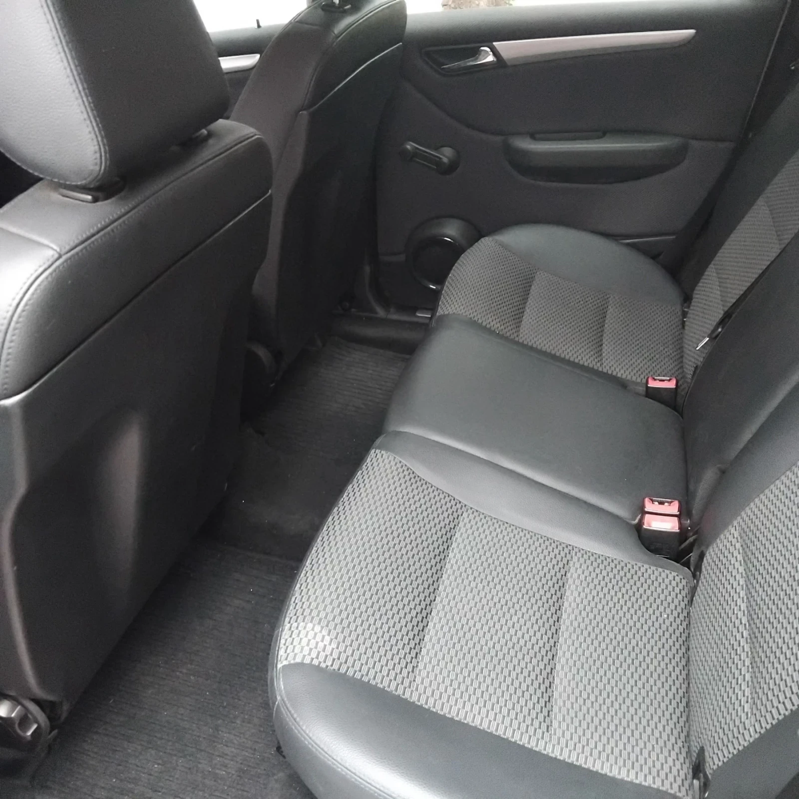 Mercedes-Benz B 200, снимка 16 - Автомобили и джипове - 55872968