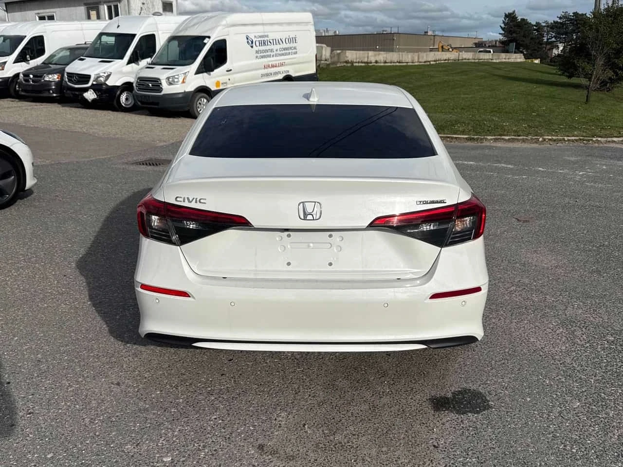 Honda Civic * Touring * CARFAX * ОПЦИЯ ЗА ФИНАНСИРАНЕ, снимка 4 - Автомобили и джипове - 56253586
