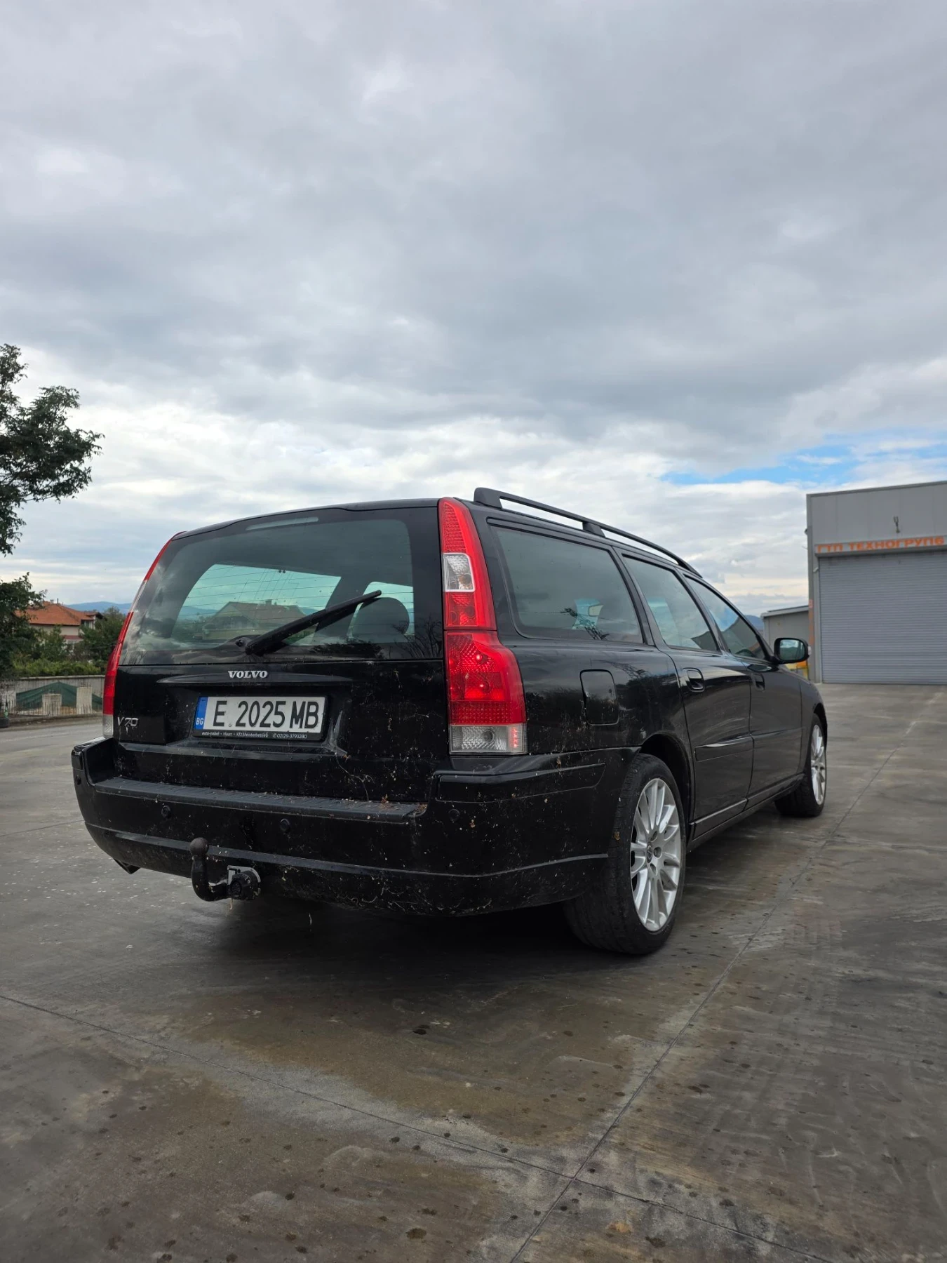 Volvo V70, снимка 3 - Автомобили и джипове - 56303962