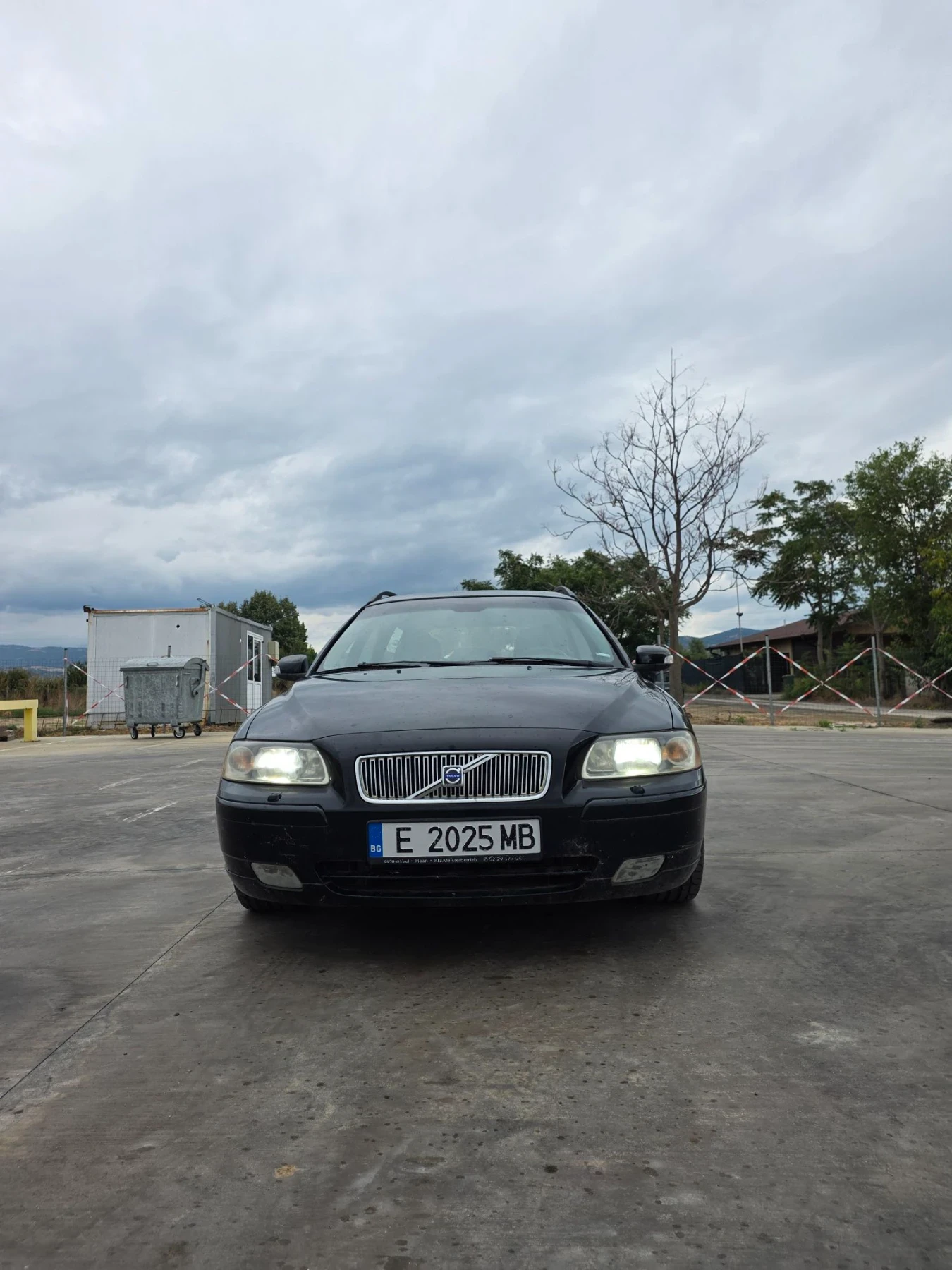 Volvo V70, снимка 5 - Автомобили и джипове - 56303962