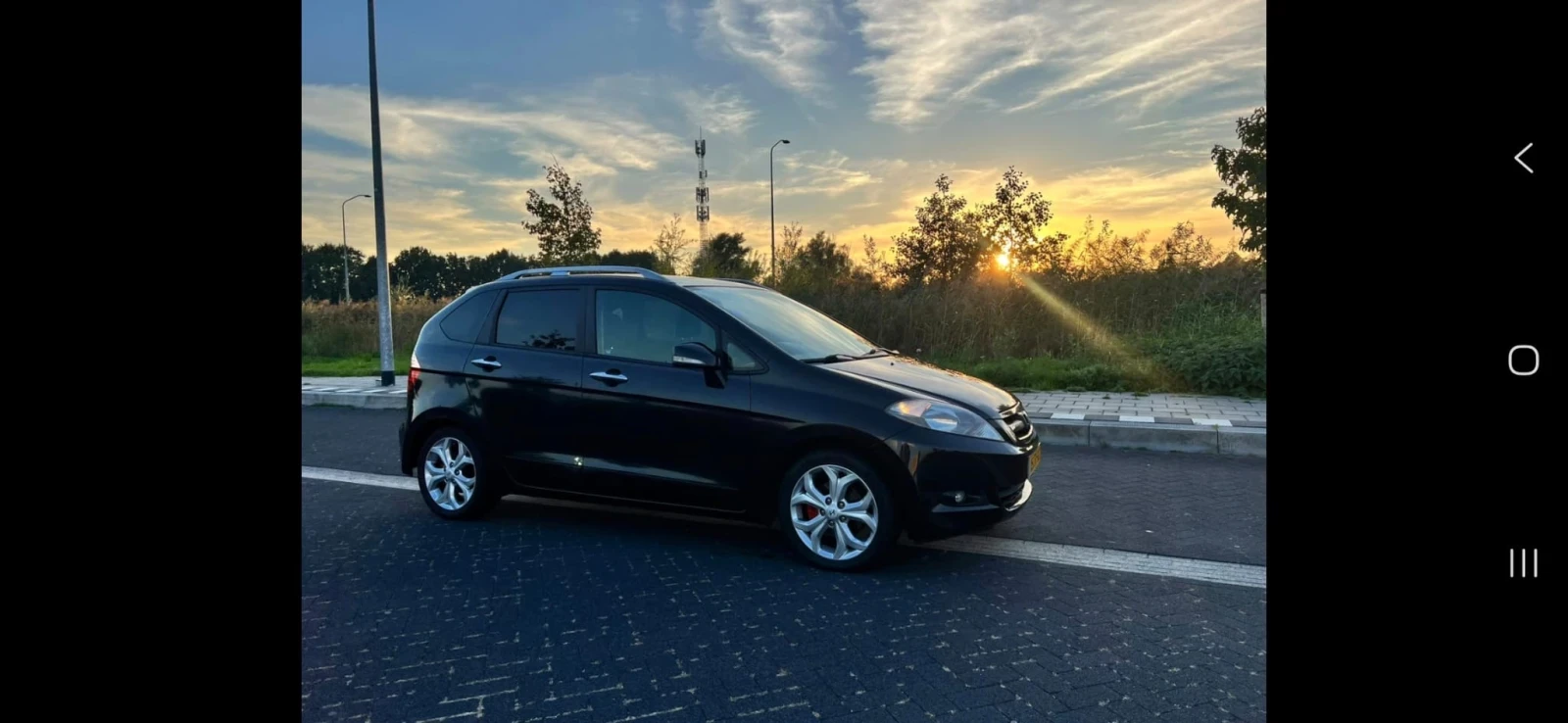 Honda Fr-v, снимка 11 - Автомобили и джипове - 56509590