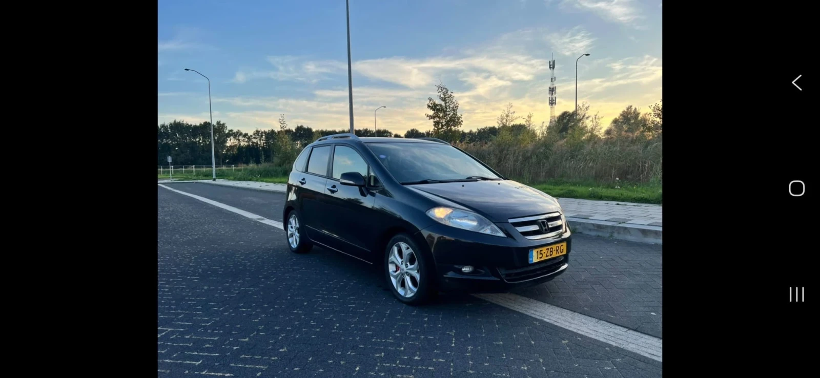 Honda Fr-v, снимка 3 - Автомобили и джипове - 56509590