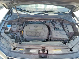 VW Tiguan S / 4MOTION / ЦЕНАТА Е ДО 22.09. / ЛИЗИНГ, снимка 12
