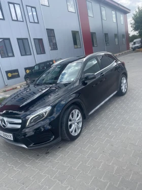     Mercedes-Benz GLA 250  4matic