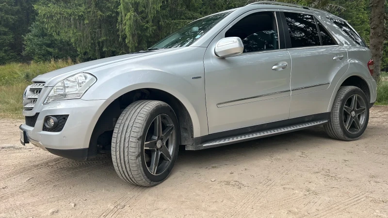 Mercedes-Benz ML 350 SPORT Bluetec Evro6a, снимка 8 - Автомобили и джипове - 47033915