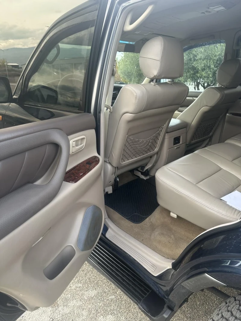 Toyota Land cruiser 4.2, снимка 10 - Автомобили и джипове - 52352463