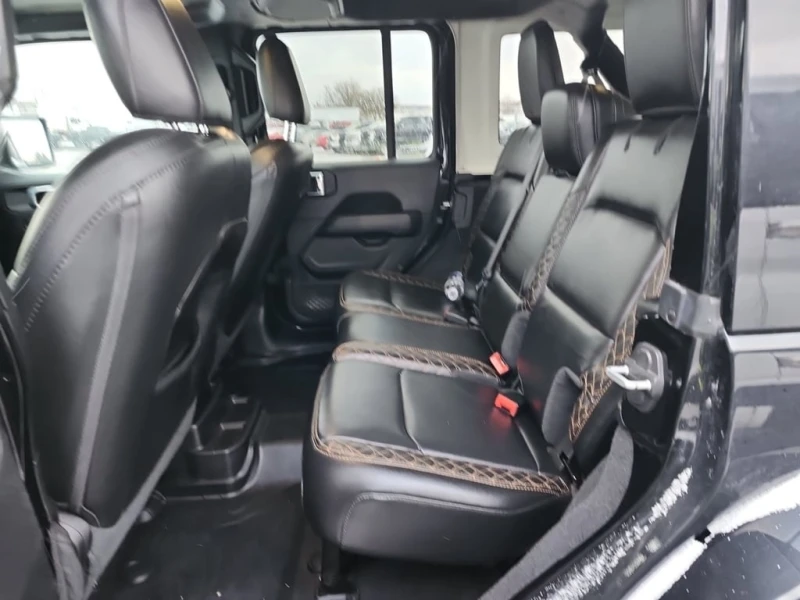 Jeep Wrangler * UNLIMITED HIGH ALTITUDE * АВТО ФИНАНСИРАНЕ, снимка 13 - Автомобили и джипове - 52614871