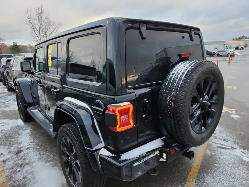 Jeep Wrangler * UNLIMITED HIGH ALTITUDE * АВТО ФИНАНСИРАНЕ, снимка 4 - Автомобили и джипове - 52614871