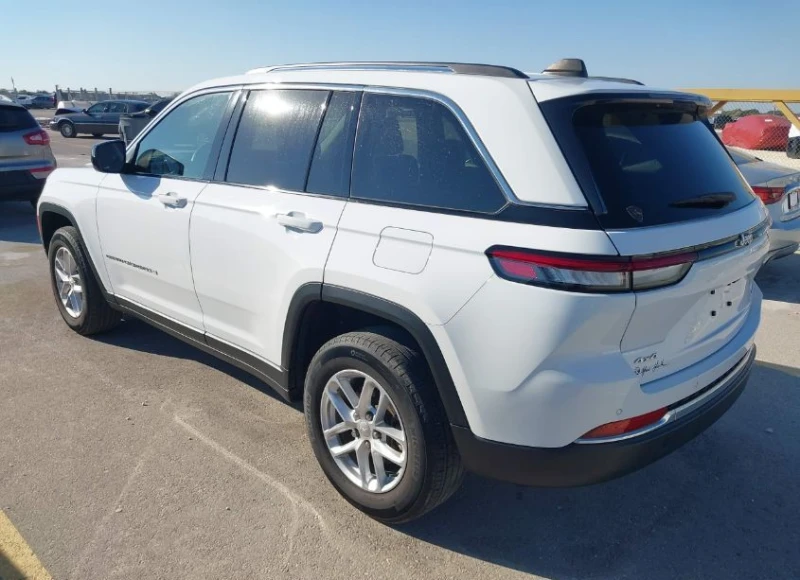 Jeep Grand cherokee, снимка 3 - Автомобили и джипове - 52737669