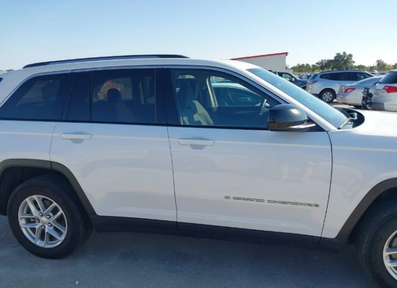 Jeep Grand cherokee, снимка 13 - Автомобили и джипове - 52737669