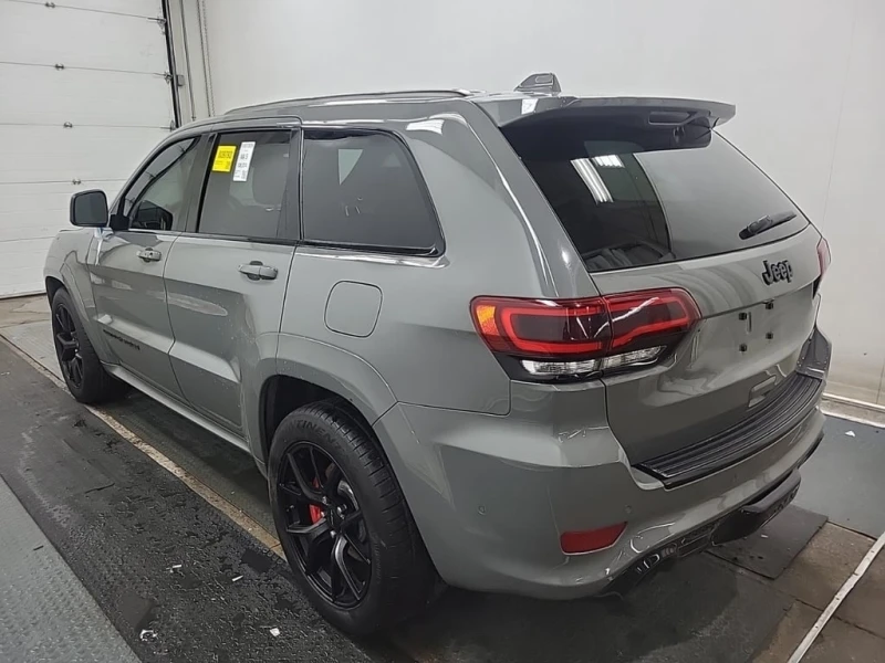 Jeep Grand cherokee 2020 SRT * БЕЗ ПЪРВОНАЧАЛНА ВНОСКА, снимка 4 - Автомобили и джипове - 53021219