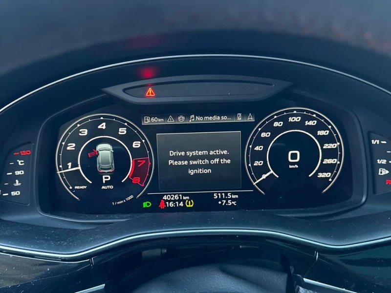 Audi RSQ8 * 4.0 TFSI quattro * CARFAX * БЕЗ ПЪРВОНАЧАЛНА ВНО, снимка 8 - Автомобили и джипове - 53043385