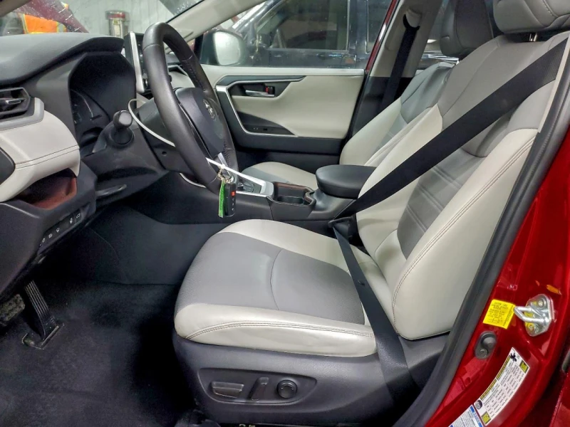Toyota Rav4 LIMITED* 4x4* KEYLESS* ПОДГРЕВ* , снимка 7 - Автомобили и джипове - 53431520