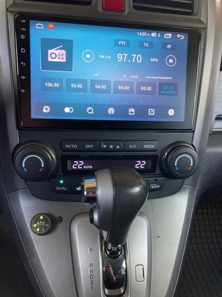 Honda Cr-v 2.0 - изображение 4