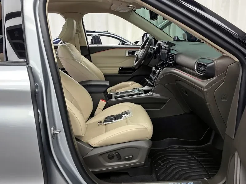 Ford Explorer 3.0 PLATINUM 4WD, снимка 11 - Автомобили и джипове - 55703041