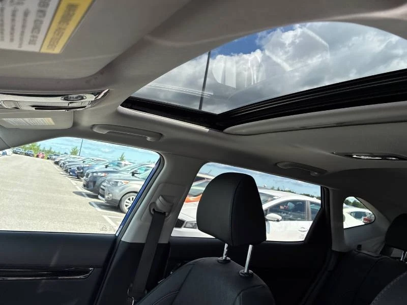 Kia Seltos * EX AWD * ������� * ������ * CARFAX | Mobile.bg � ����������� 12
