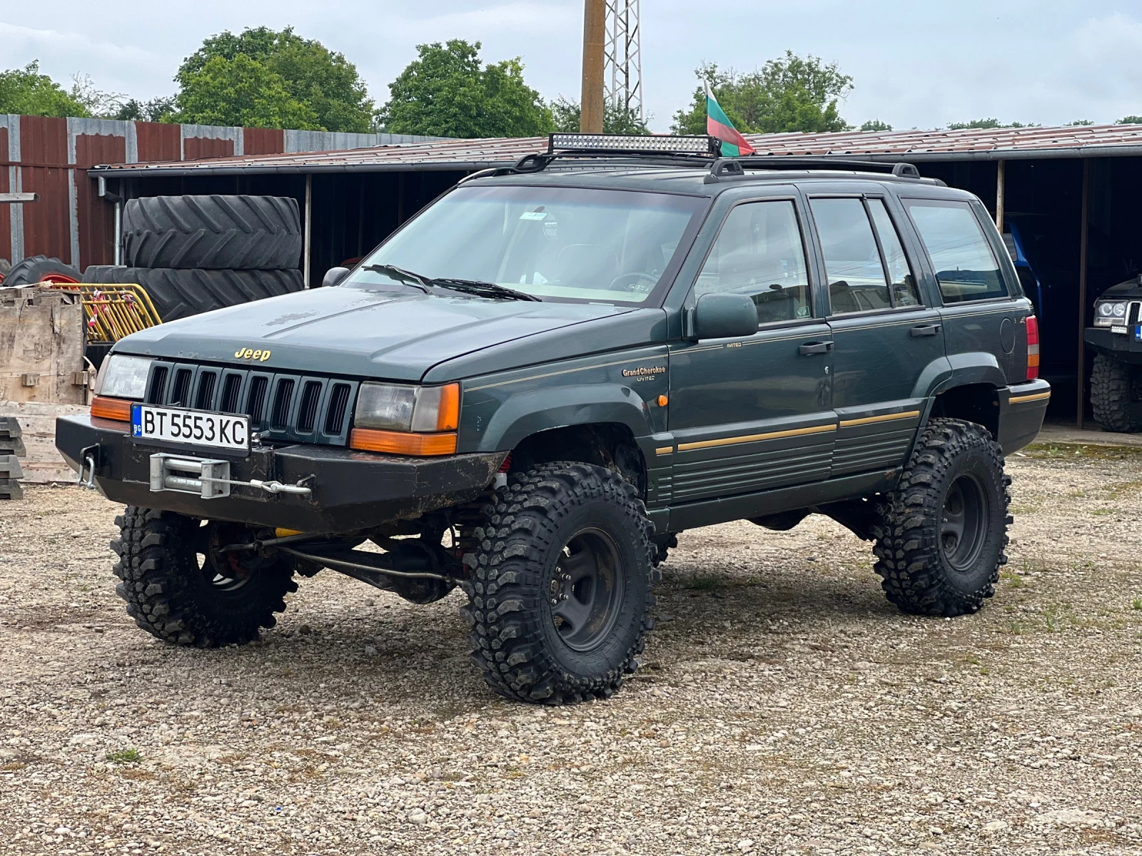 Jeep Grand cherokee 5.2 mPI - изображение 3