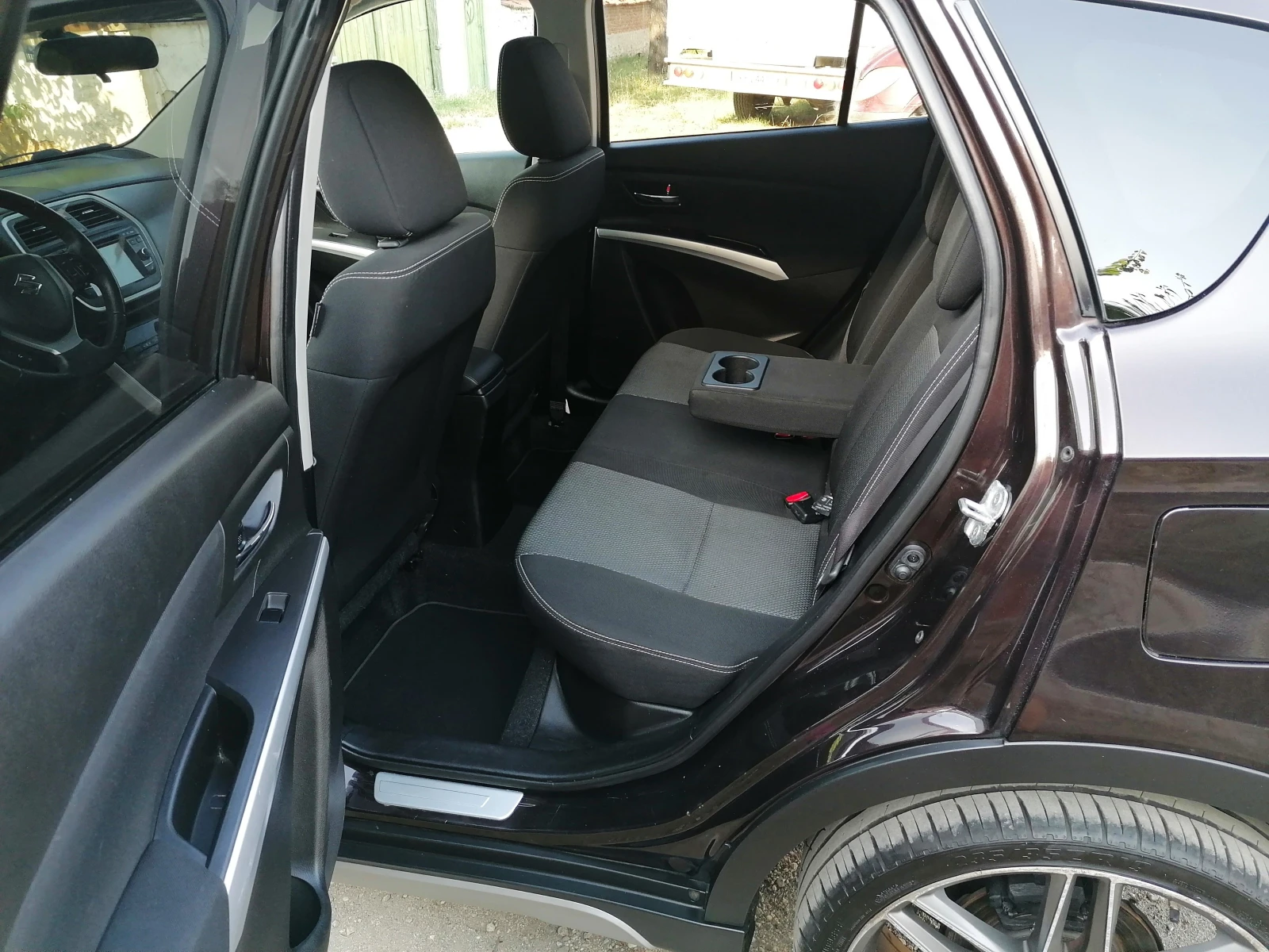 Suzuki SX4 S-Cross 1.6i-  a KEYLESS-GO | Mobile.bg   13