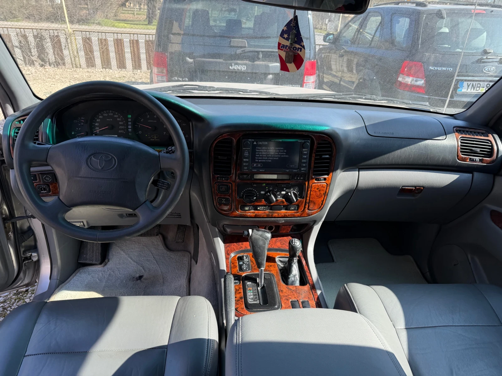 Toyota Land cruiser 4.7 V8 AVTOMAT, снимка 17 - Автомобили и джипове - 53764907