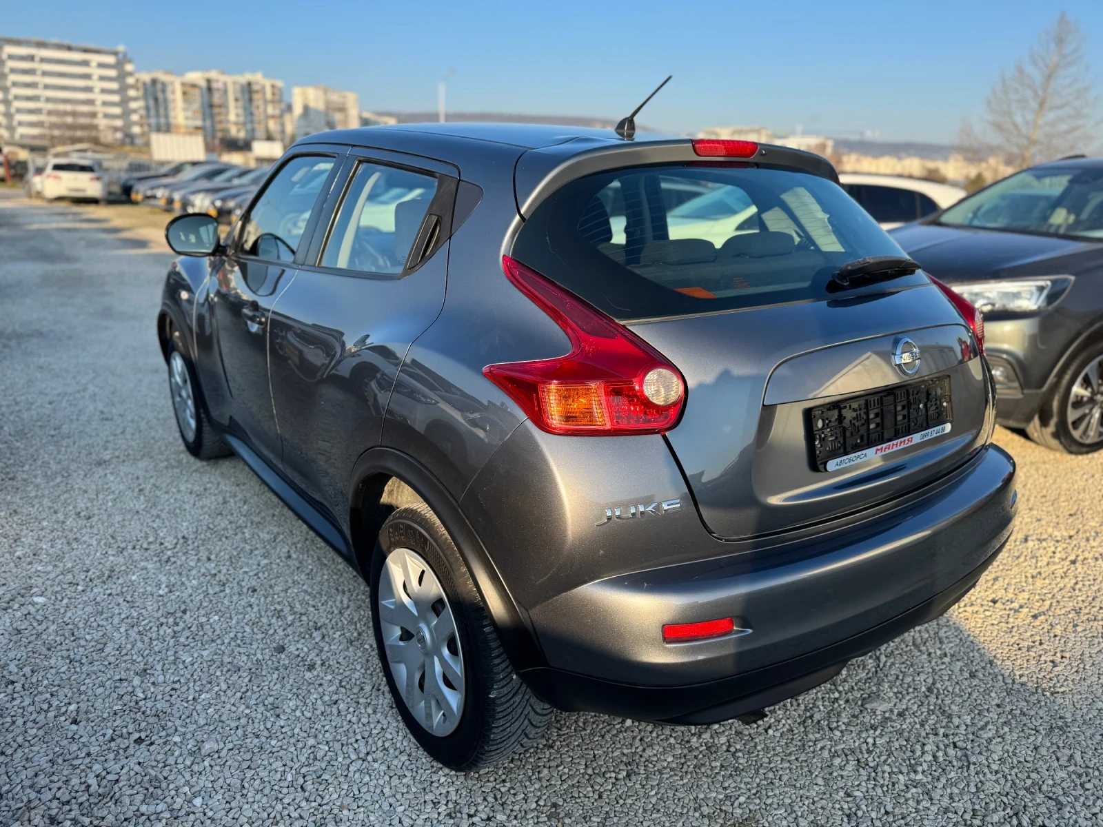 Nissan Juke 1.6I GAZ, снимка 5 - Автомобили и джипове - 53792564