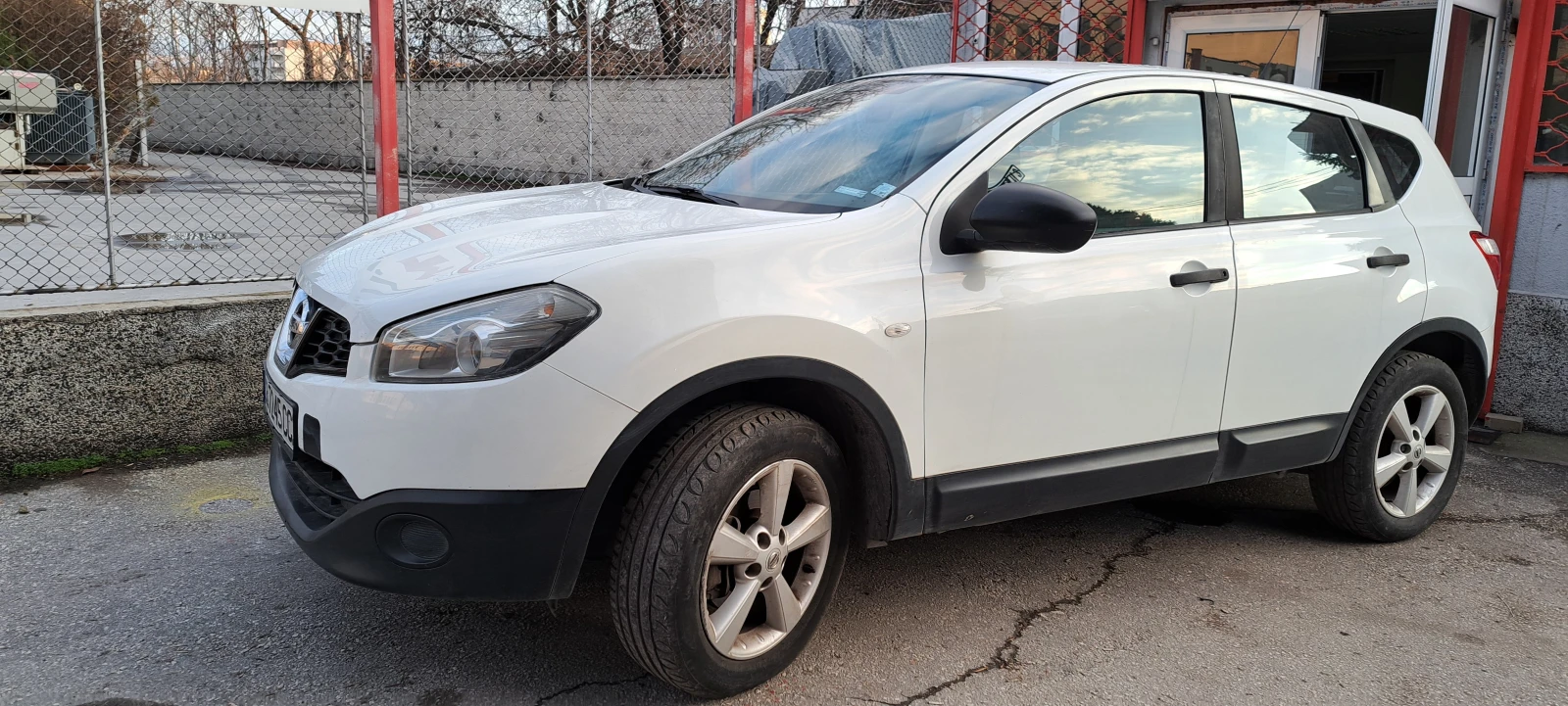 Nissan Qashqai 1.5 dCi (K9K), снимка 5 - Автомобили и джипове - 53815081