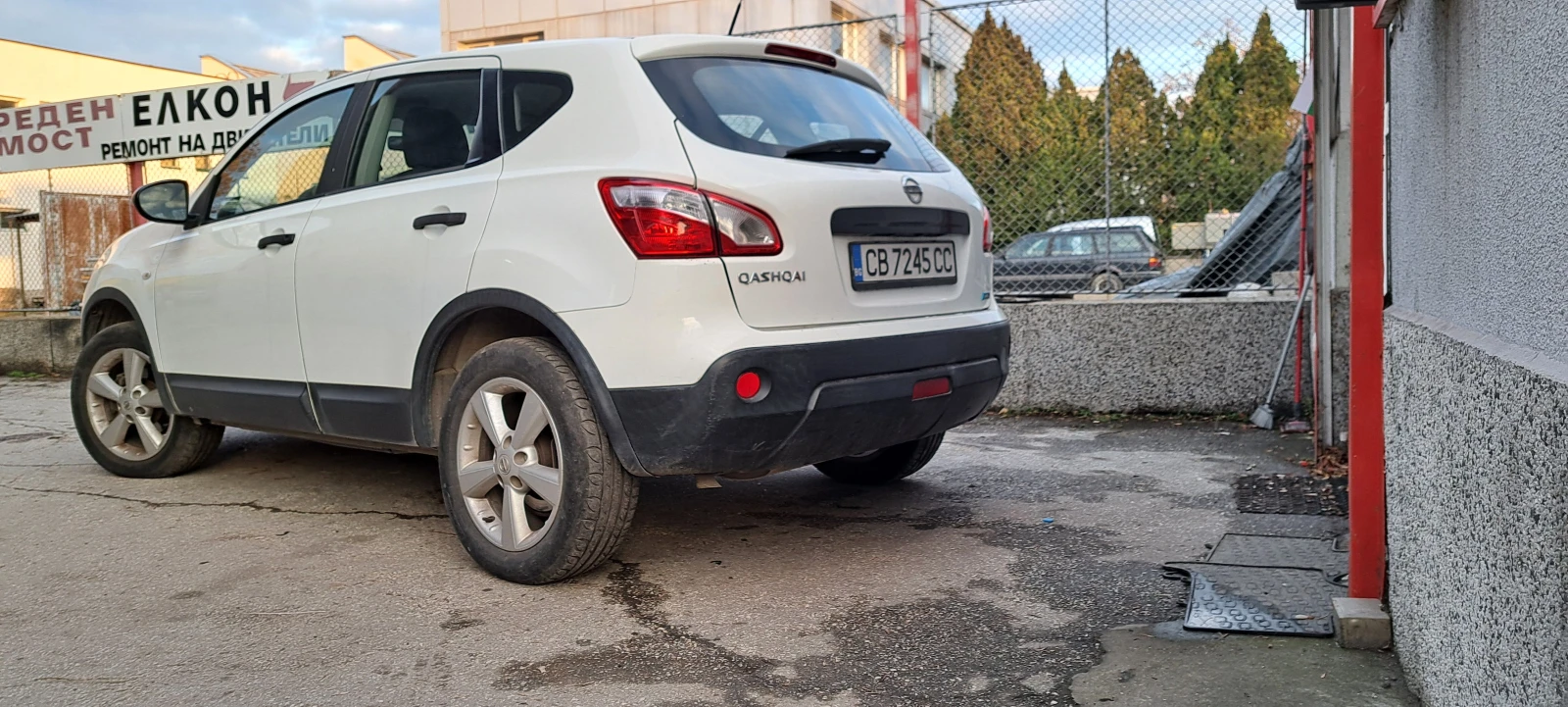 Nissan Qashqai 1.5 dCi (K9K), снимка 7 - Автомобили и джипове - 53815081