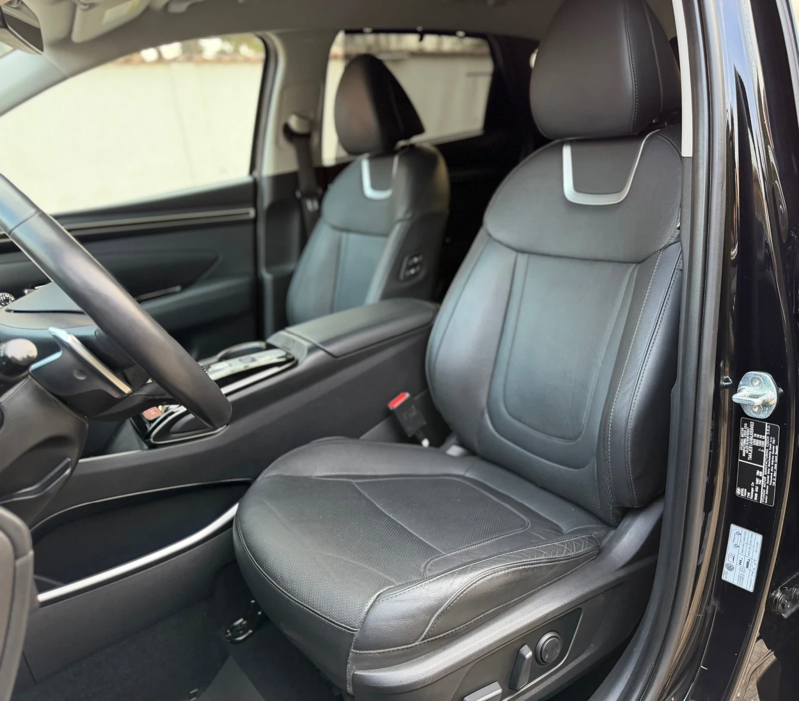 Hyundai Tucson 1.6 CRDI 48V VERTEX 4WD Внос Швейцария, снимка 14 - Автомобили и джипове - 53878559