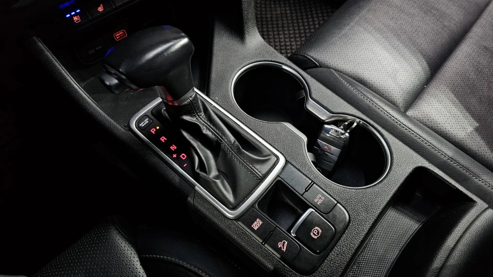 Kia Sportage 2.0 2WD PRESTIGE autogeorge.com, снимка 8 - Автомобили и джипове - 54137809