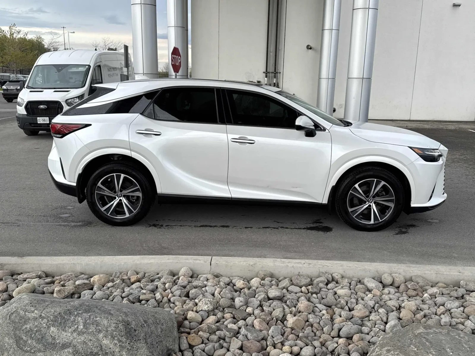 Lexus RX 350 * * CARFAX * * АВТО КРЕДИТ * * Цена до БГ * * , снимка 4 - Автомобили и джипове - 54585736