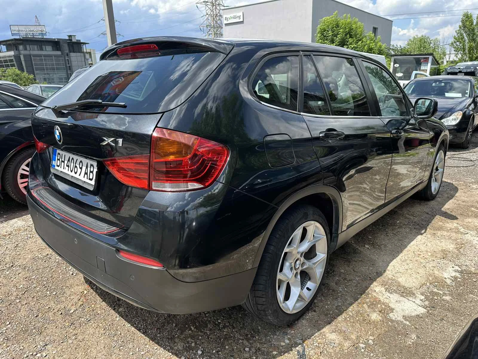 BMW X1 Xdrive Twin turbo, снимка 3 - Автомобили и джипове - 54766065