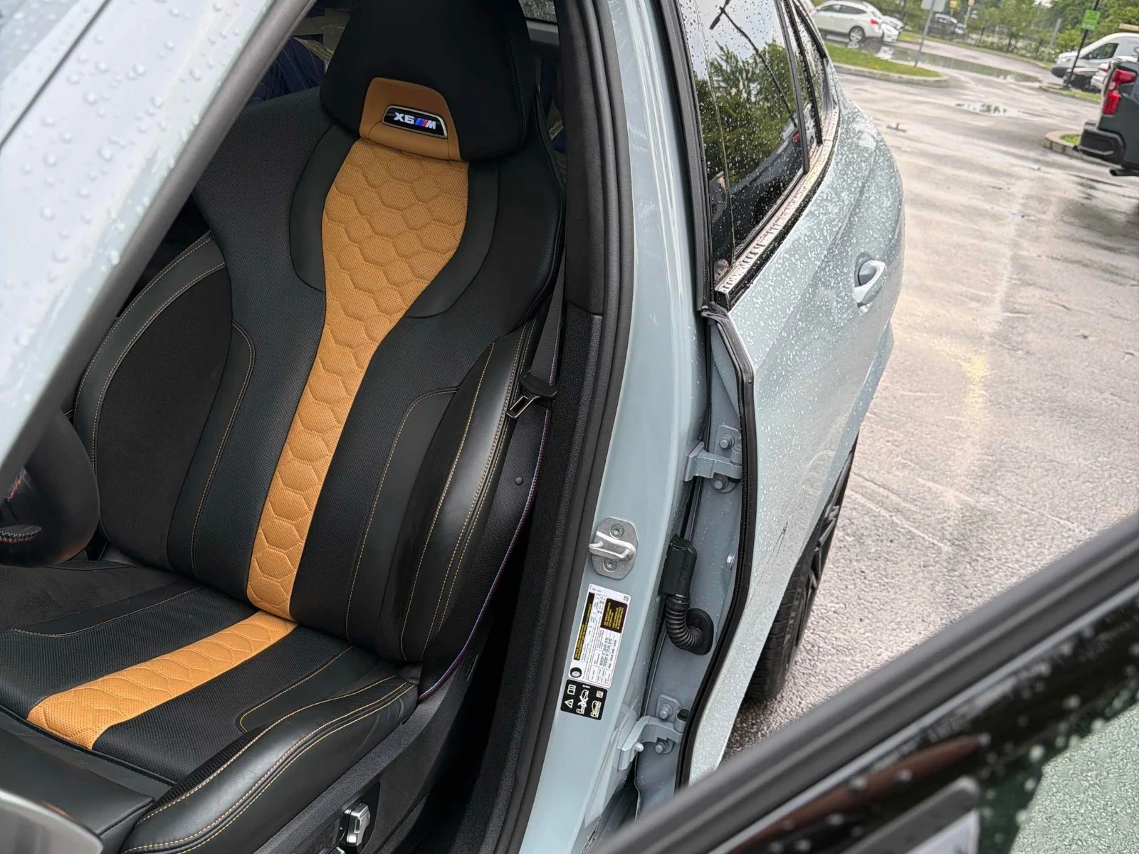 BMW X6 M COMPETITION ЦЕНА ДО БЪЛГАРИЯ АВТОКРЕДИТ, снимка 10 - Автомобили и джипове - 55526248