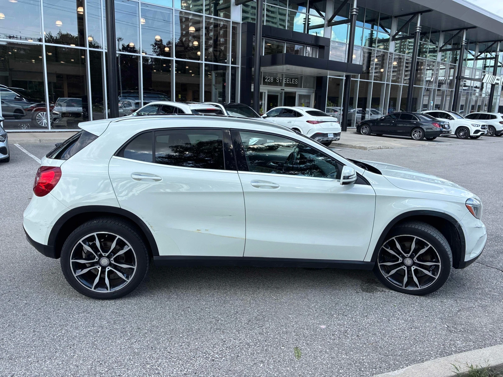 Mercedes-Benz GLA 250 * CARFAX * ОПЦИЯ ЗА ФИНАНСИРАНЕ , снимка 3 - Автомобили и джипове - 55979961