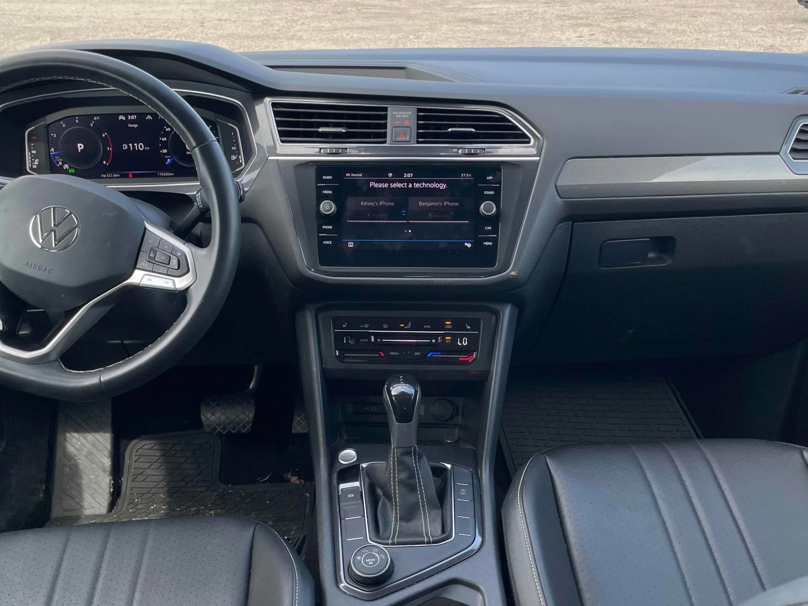 VW Tiguan * Comfortline * CARFAX * , снимка 9 - Автомобили и джипове - 56011476